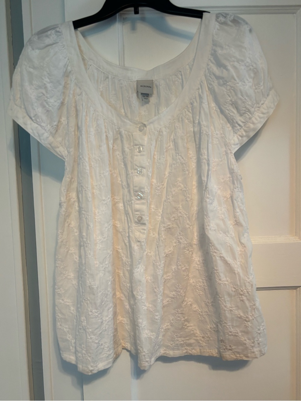 Women’s White Floral Short
